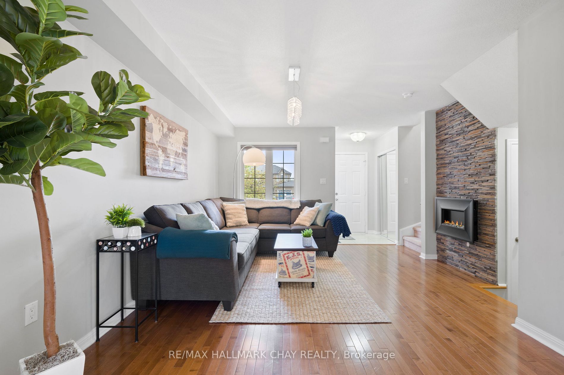 142 Sproule Dr
