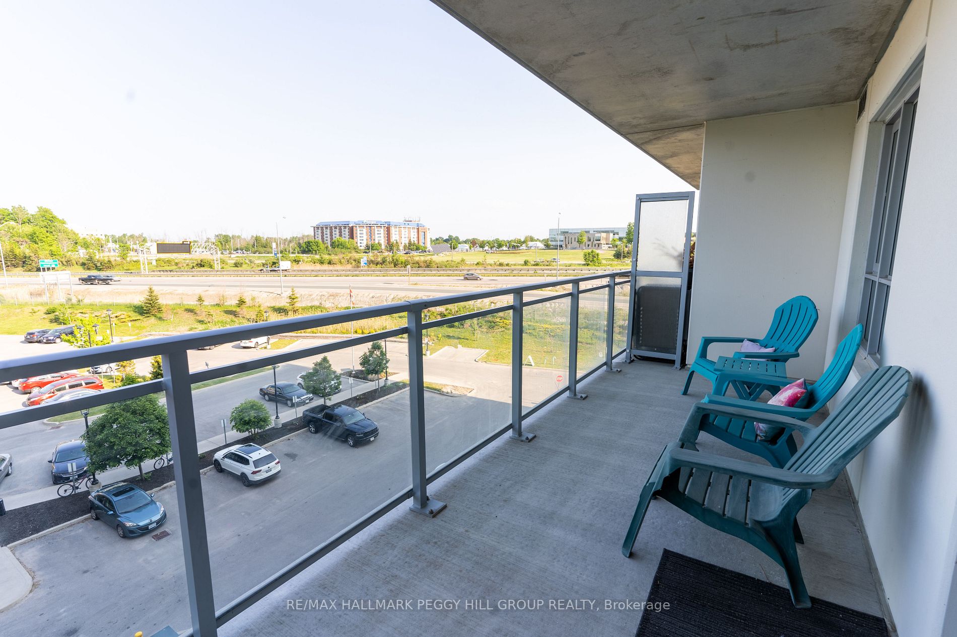 58 Lakeside Terr, #709