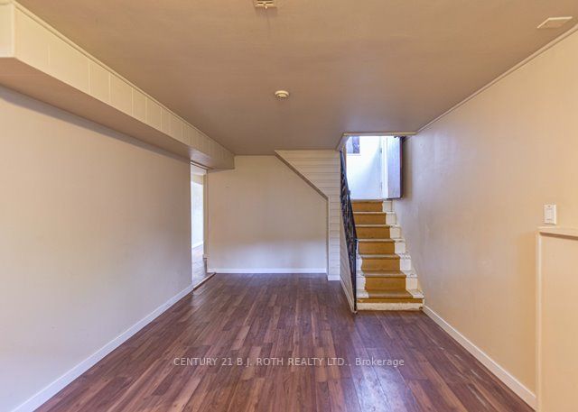 263 Crawford St