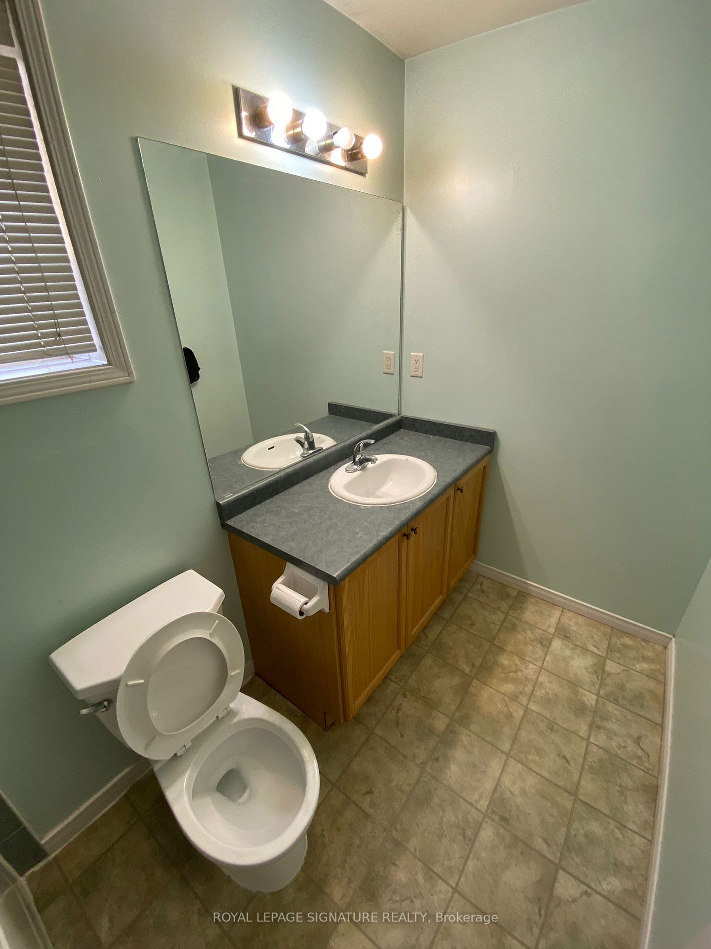 221 Dunsmore Lane, #Lower
