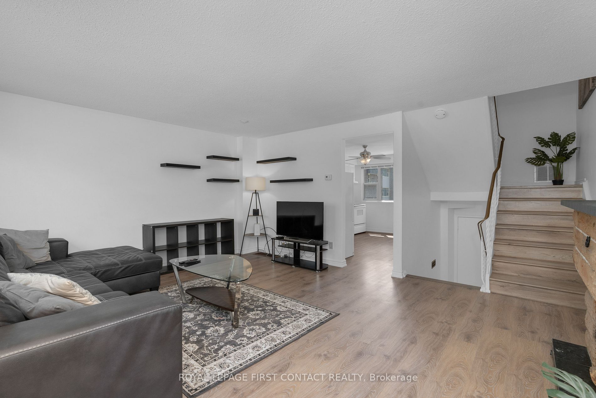 2 North St, #22