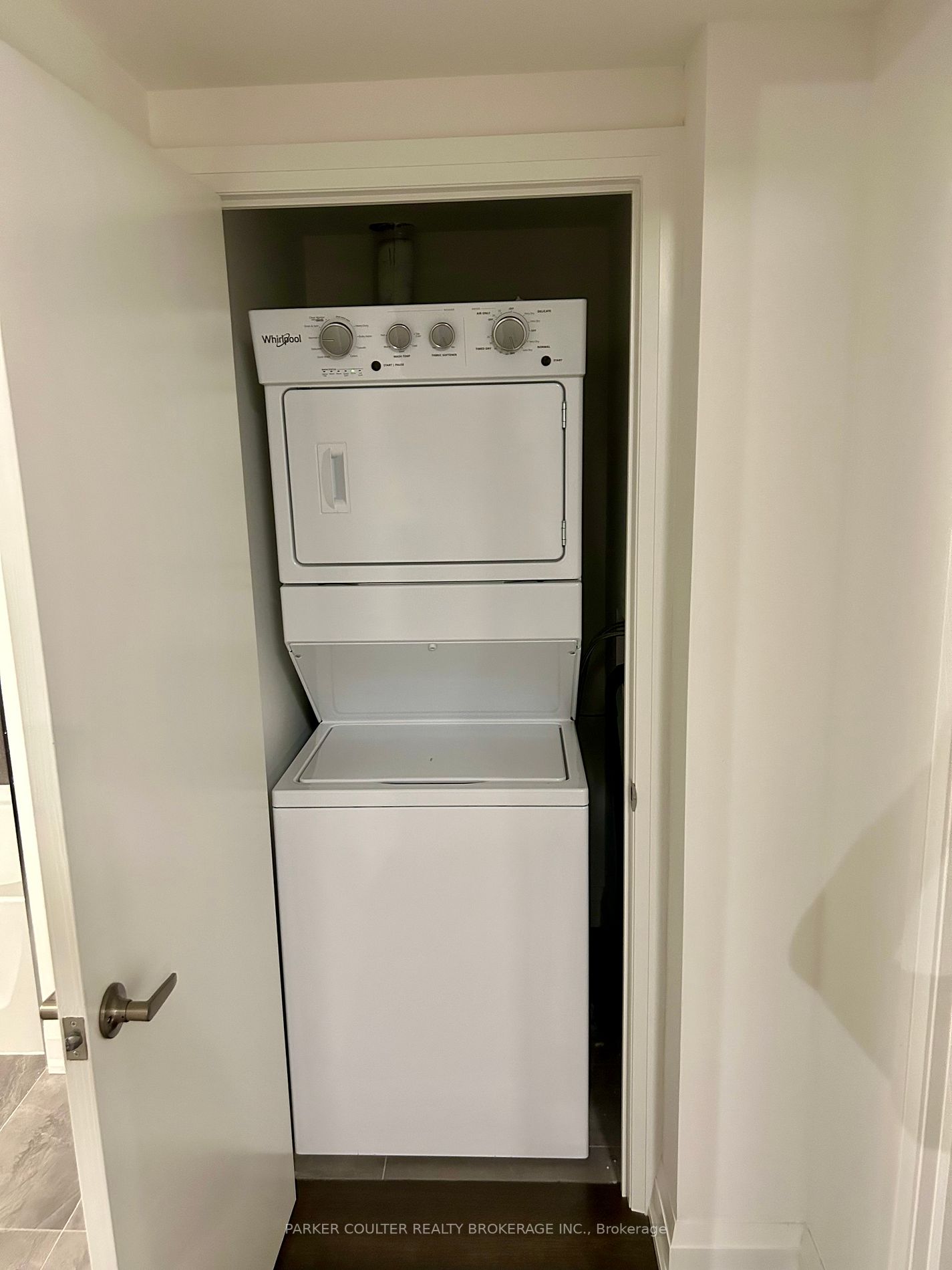 58 Lakeside Terrace, #215