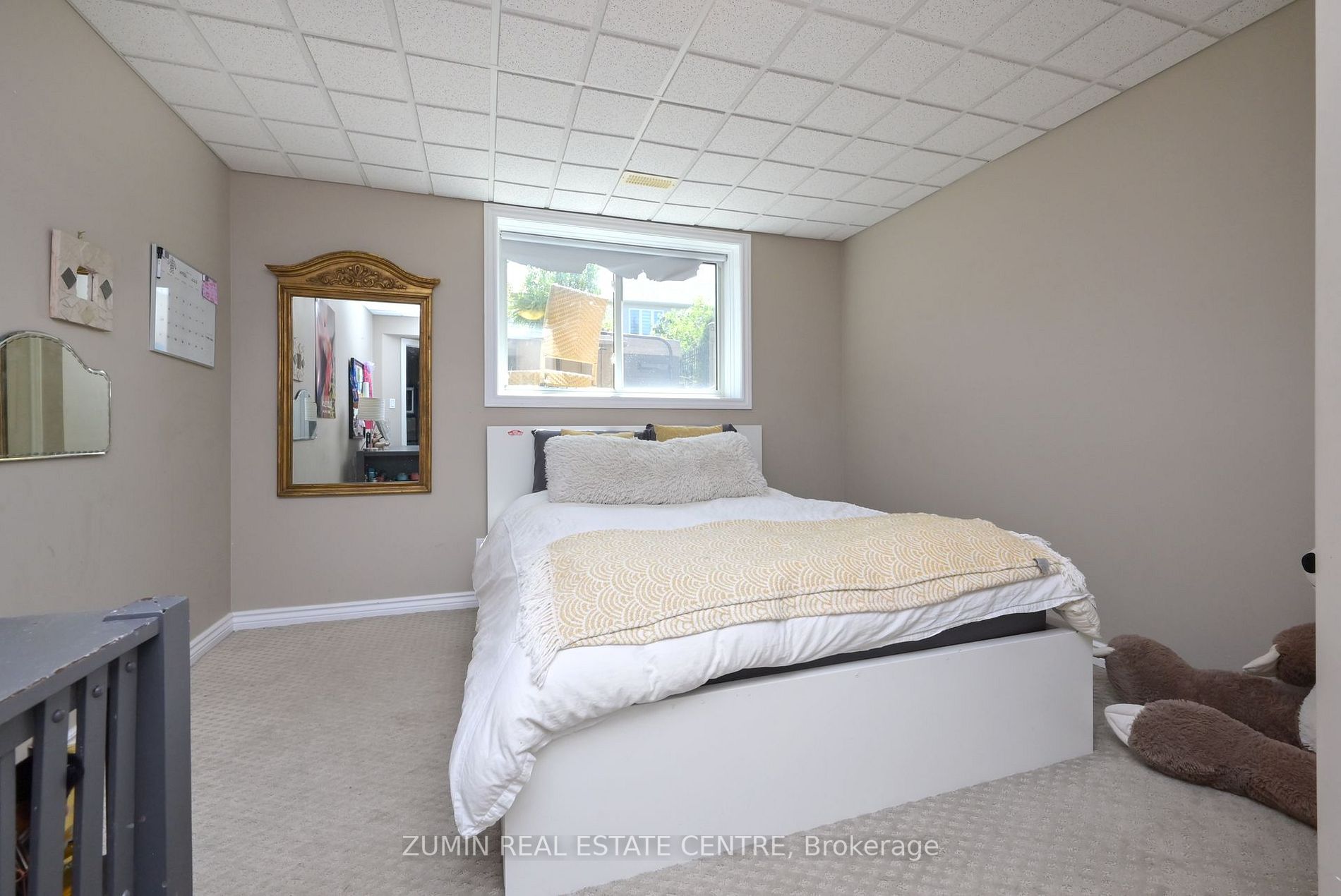 85 Connor Ave
