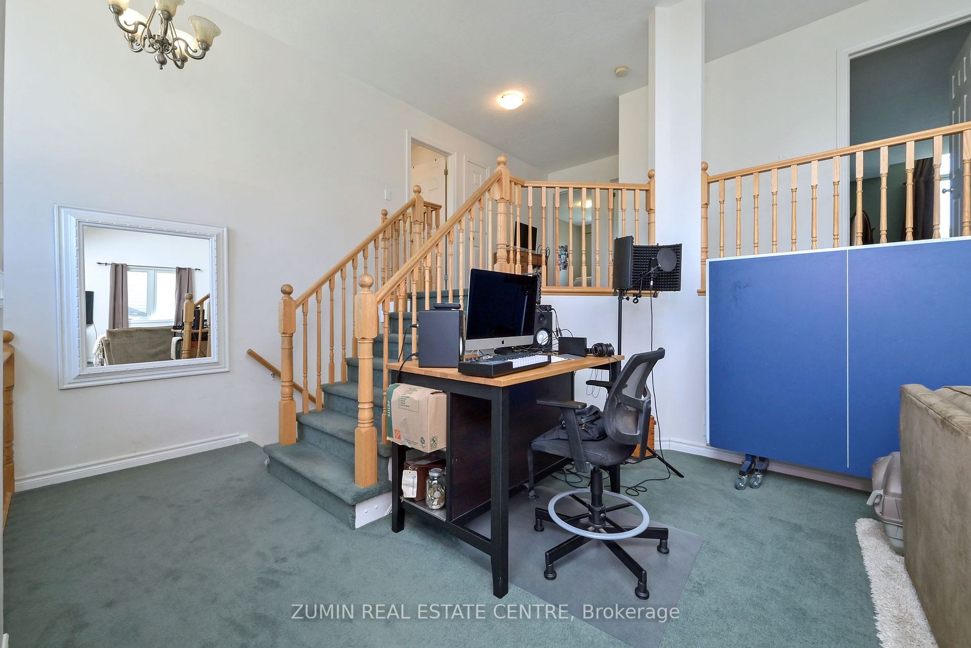 85 Connor Ave