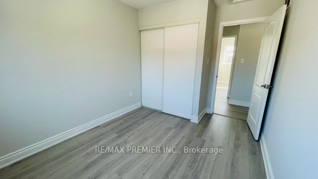 140 Sydenham Wells Rd