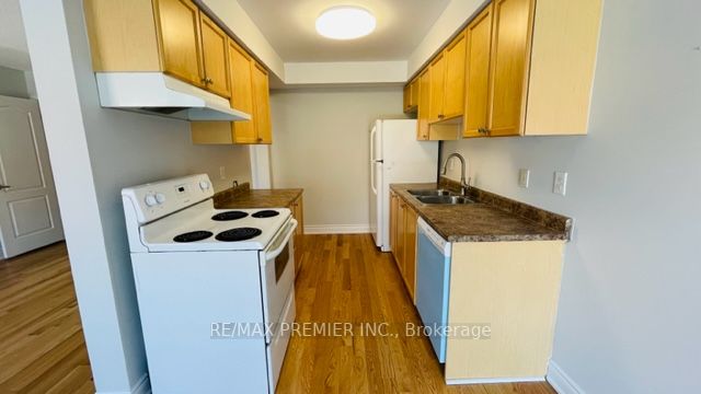 140 Sydenham Wells Rd