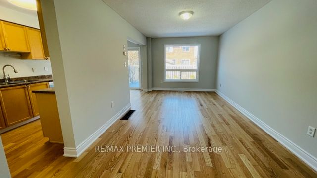 140 Sydenham Wells Rd