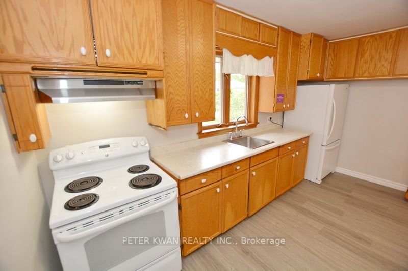 24 Northpark Rd, #Upper