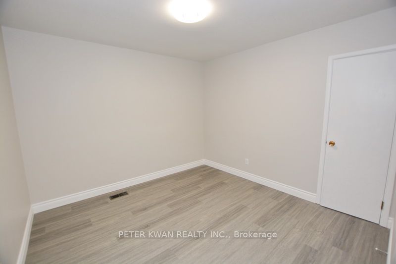 24 Northpark Rd, #Upper