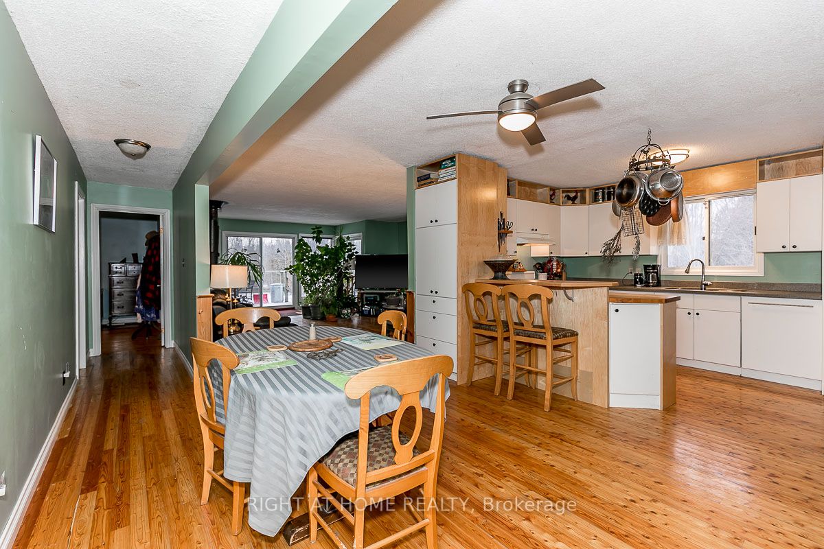 401 Ridge Rd W