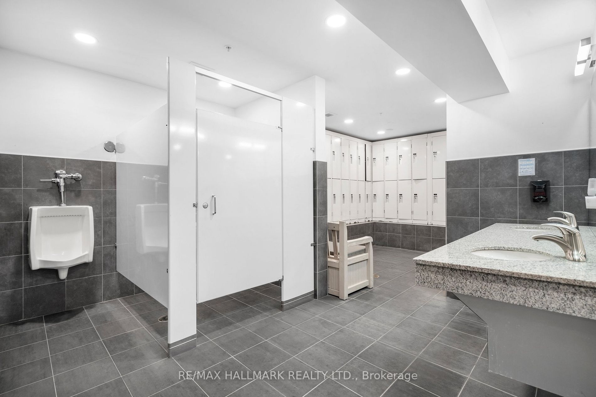 354 Atherley Rd, #414