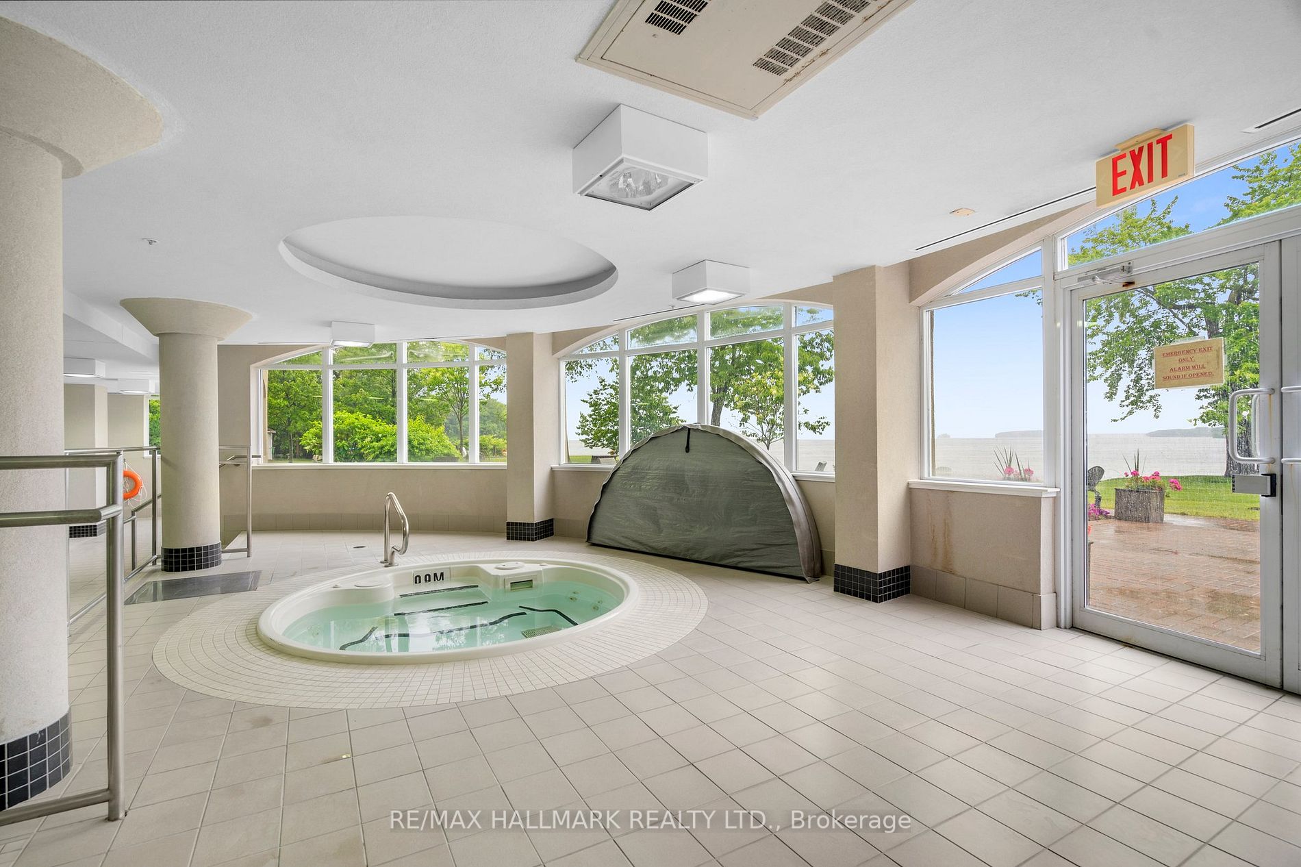 354 Atherley Rd, #414