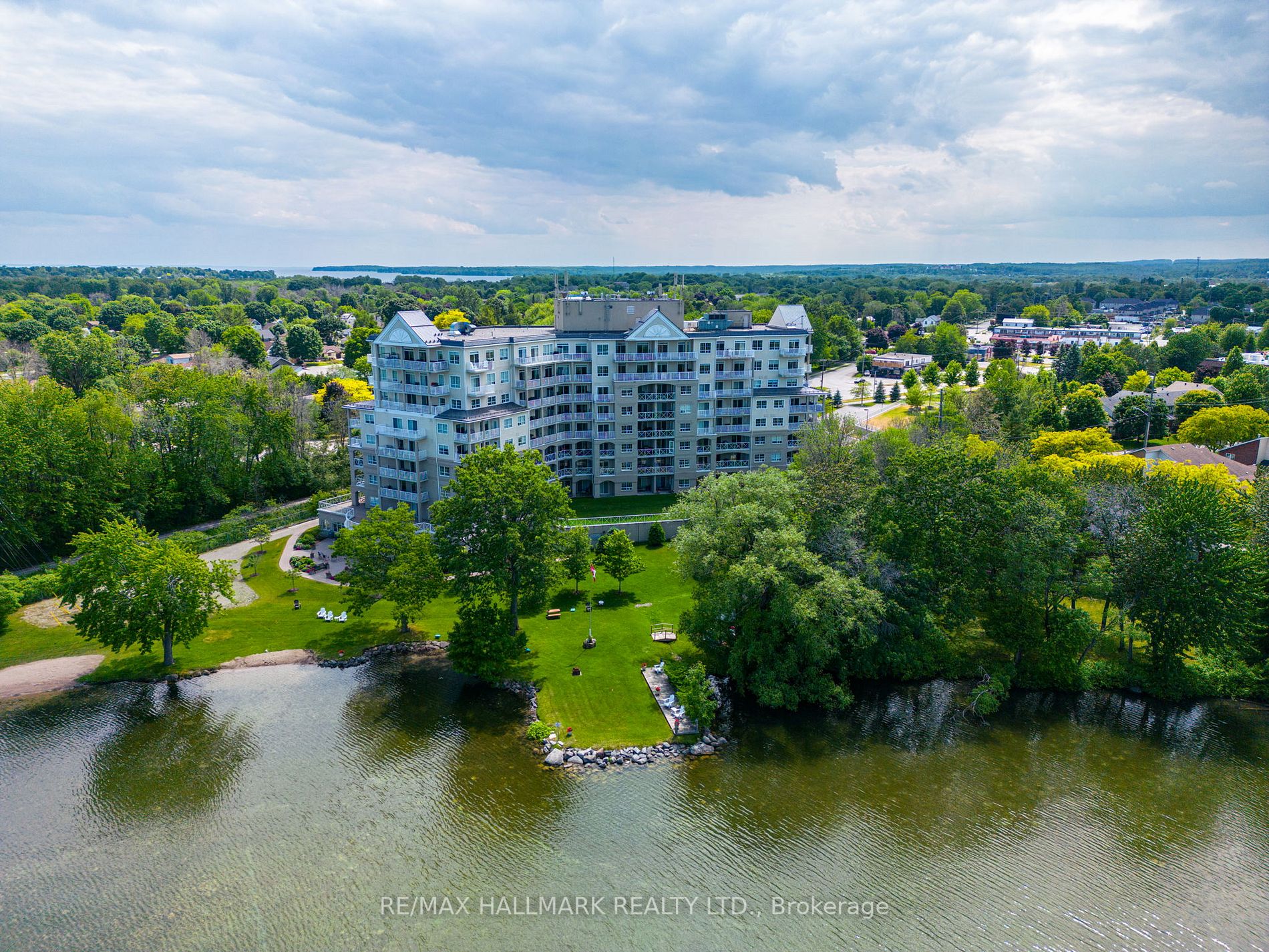 354 Atherley Rd, #414