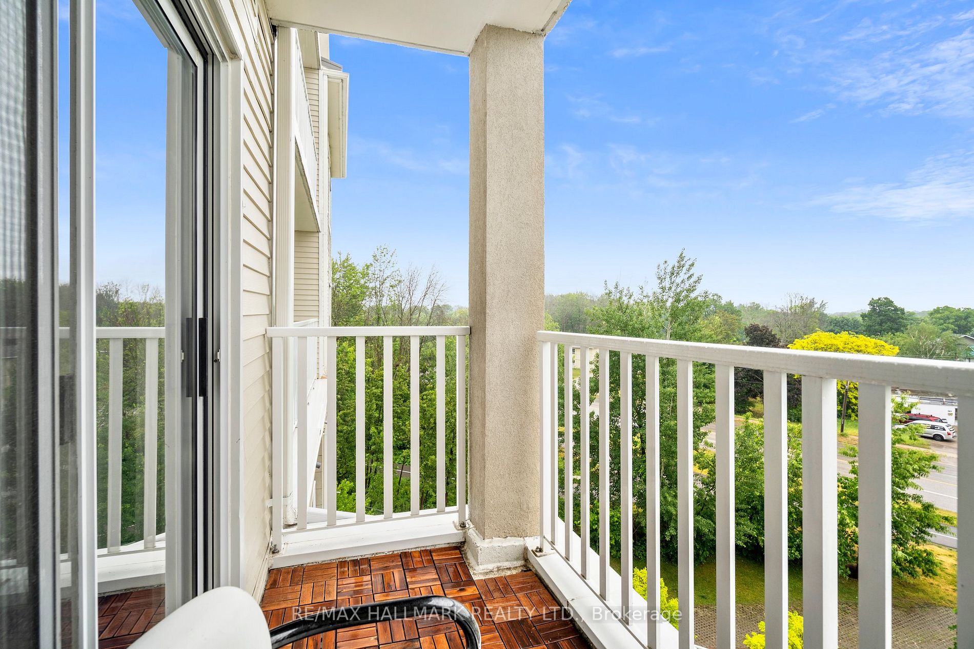 354 Atherley Rd, #414