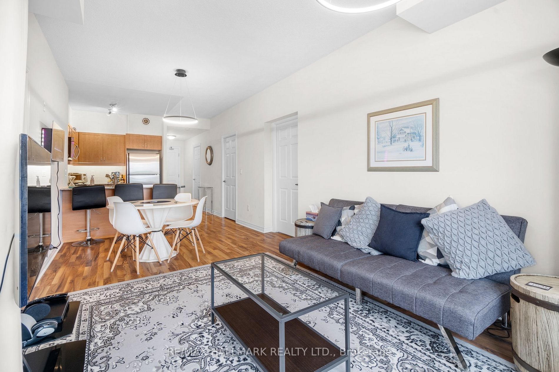354 Atherley Rd, #414