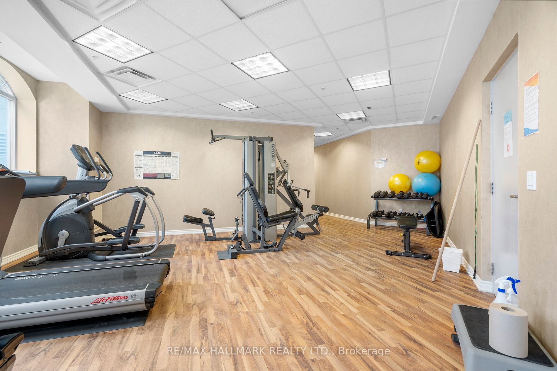 354 Atherley Rd, #414