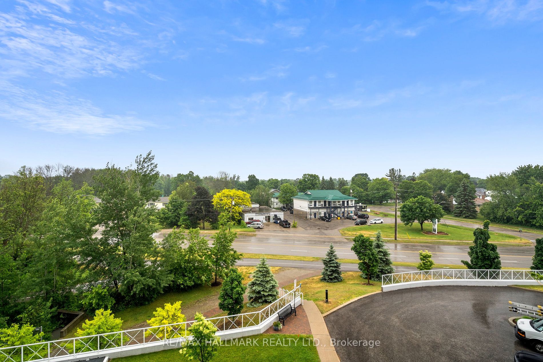 354 Atherley Rd, #414