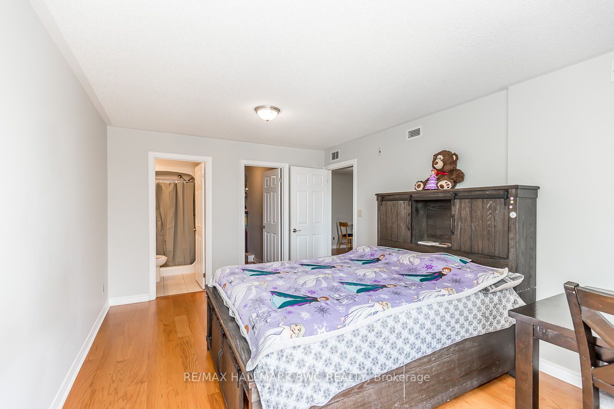 500 Mapleview Dr W, #205