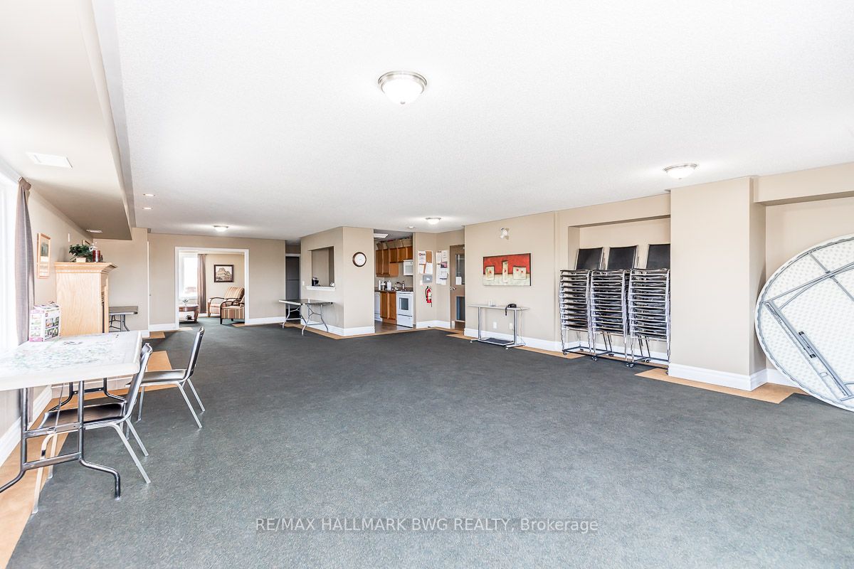 500 Mapleview Dr W, #205