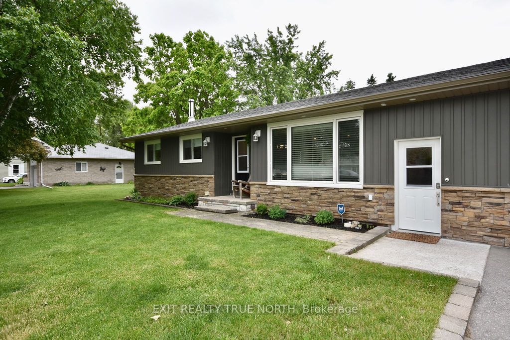 12 Huron St