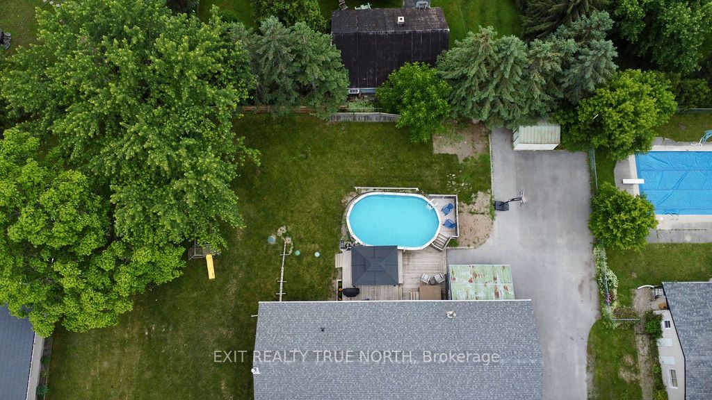 12 Huron St