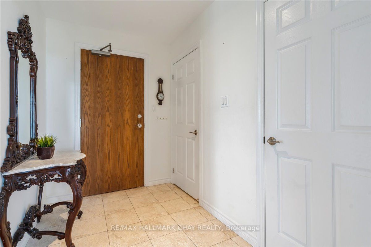 37 Ellen Street, #802