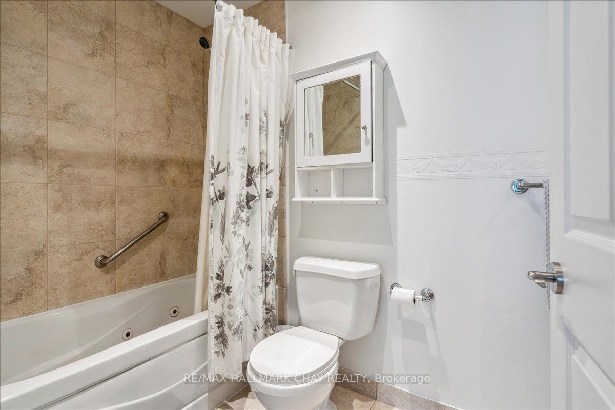 37 Ellen Street, #802