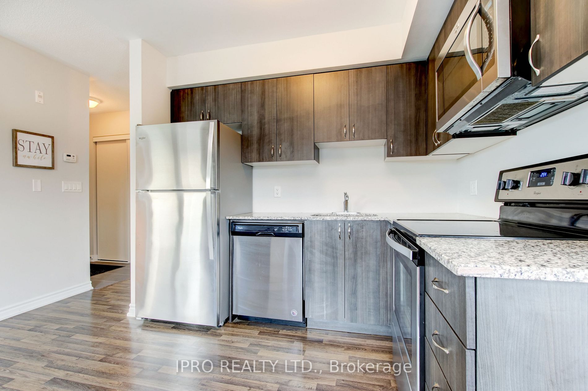 6 Anchorage Crescent, #308