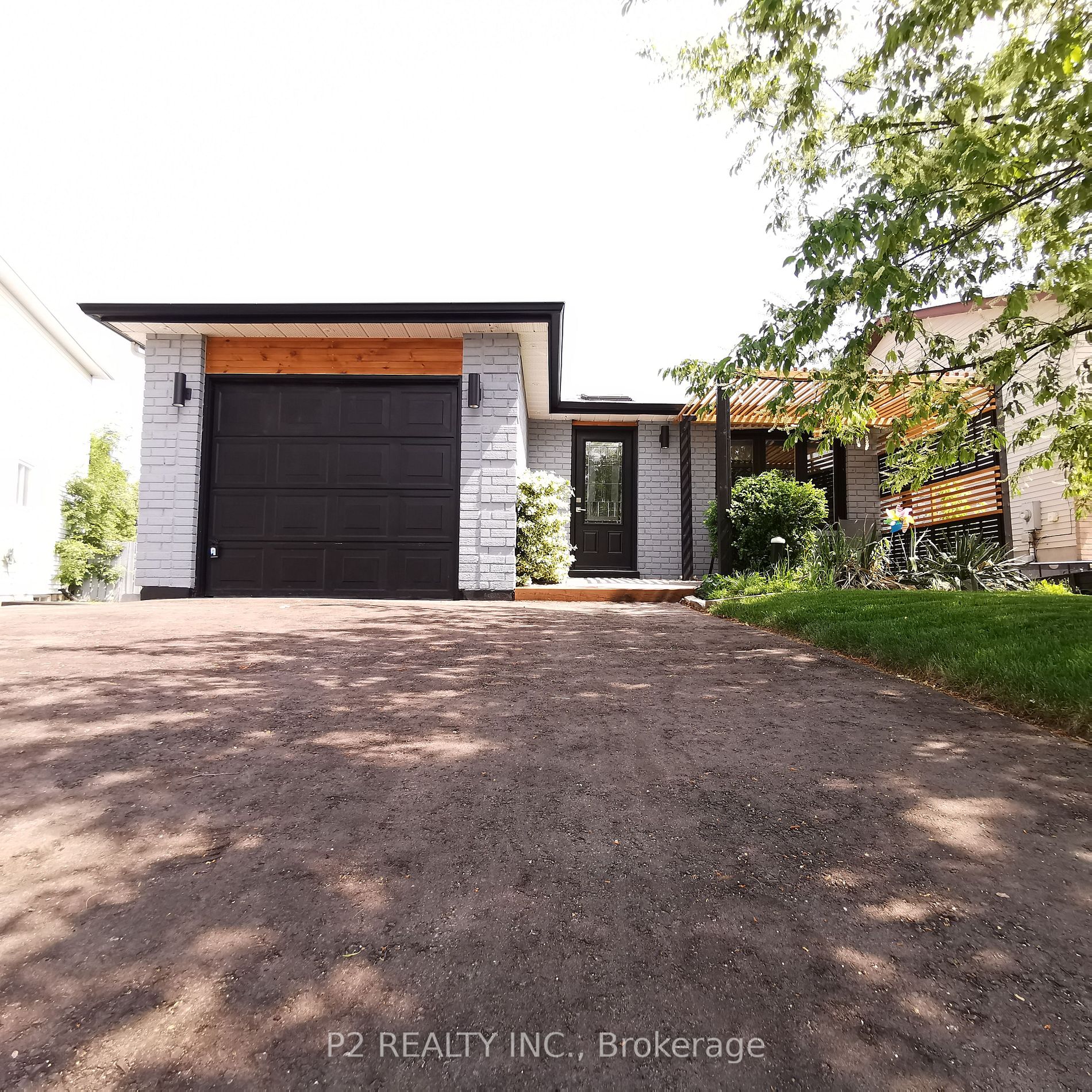 4 Mccuaig Crt