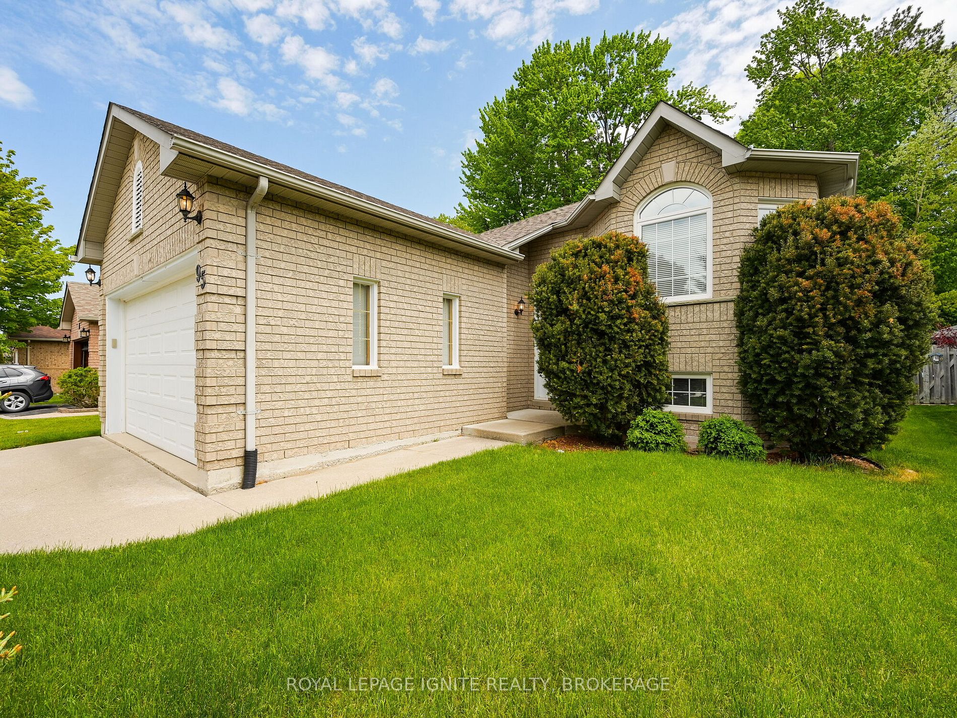 95 Glen Eton Rd