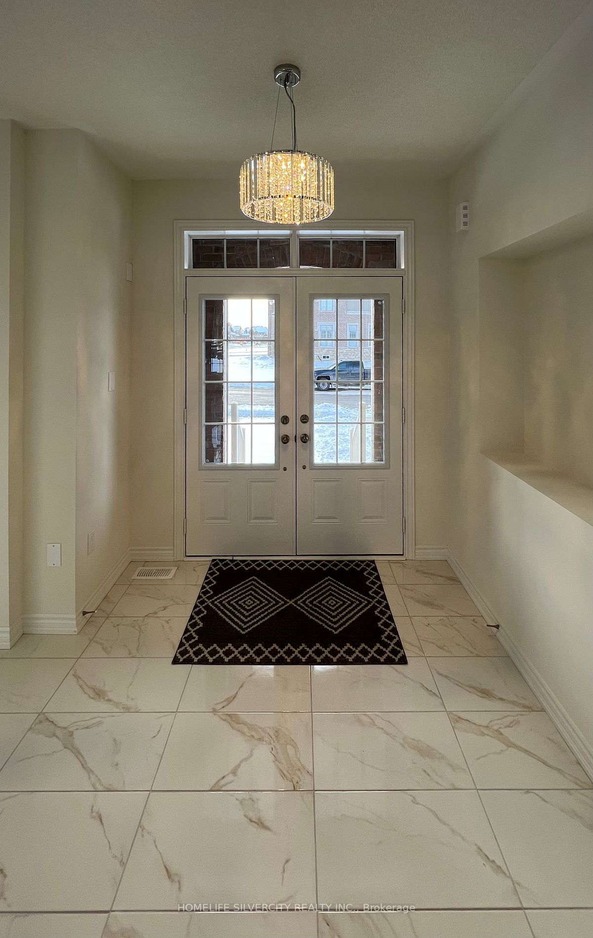 115 Rugman Cres