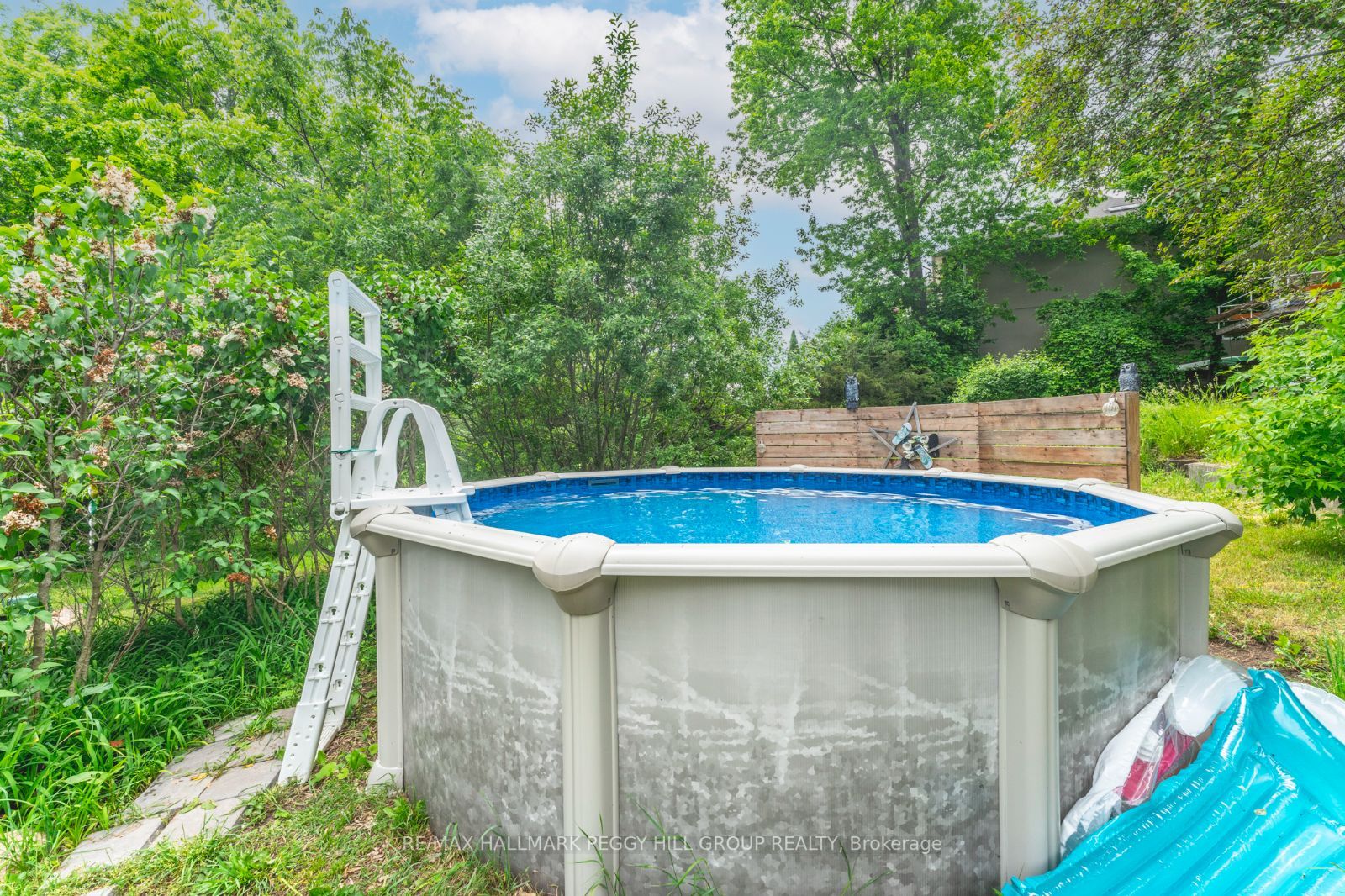 181 Shanty Bay Rd
