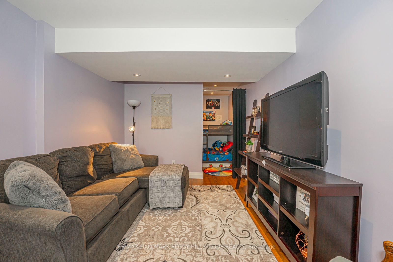 181 Shanty Bay Rd