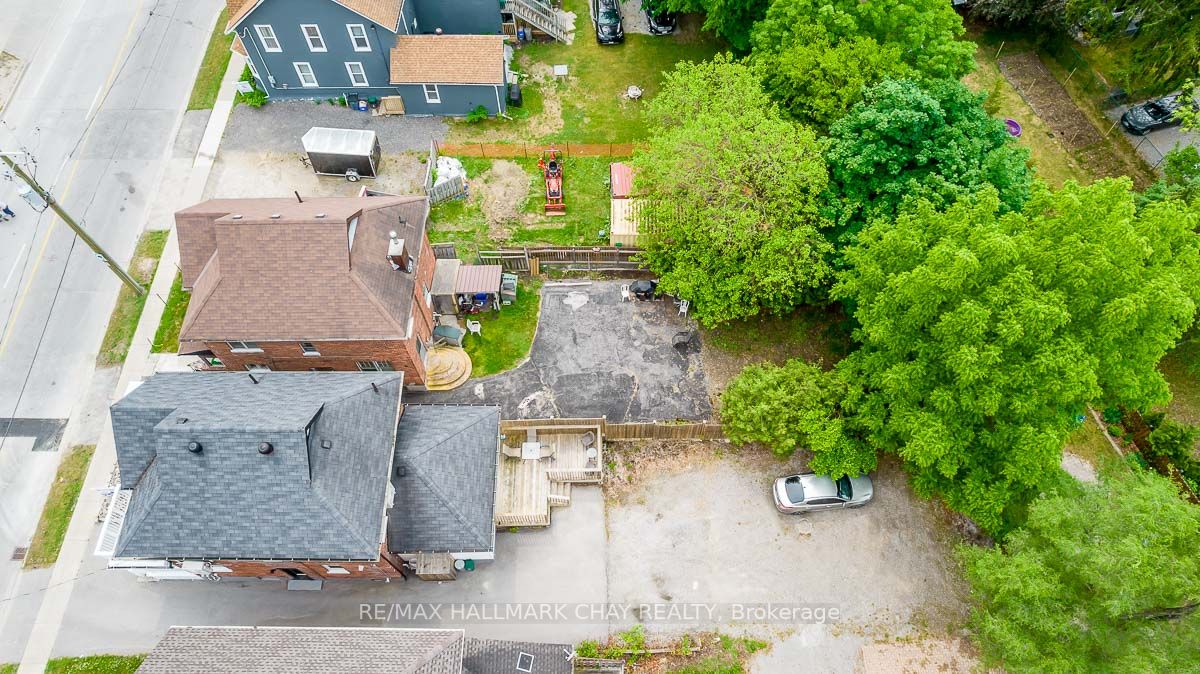 38 Tiffin St
