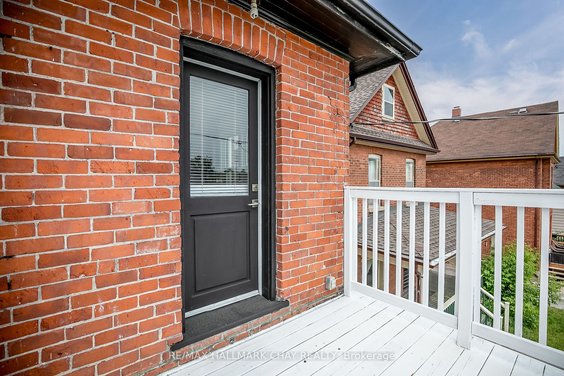38 Tiffin St