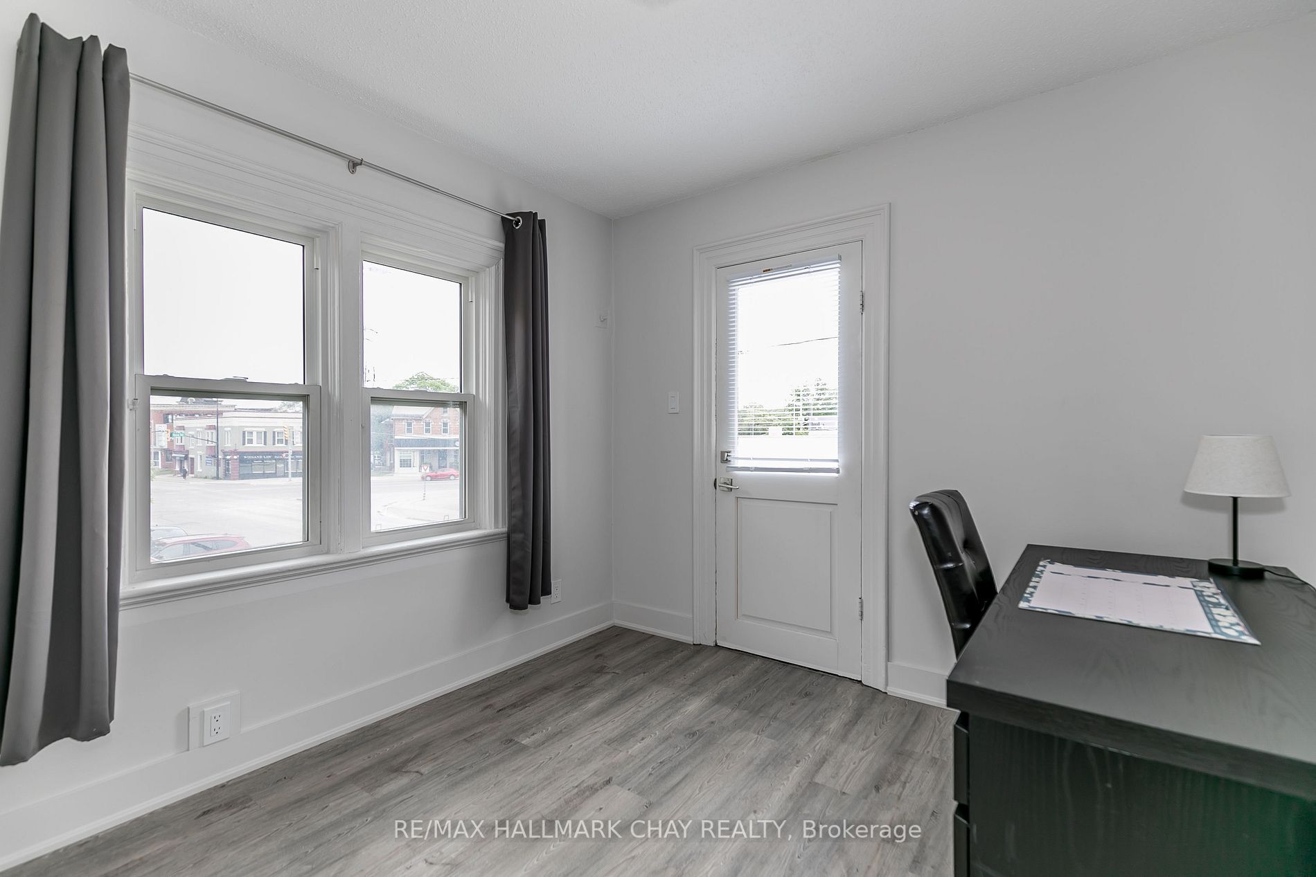 38 Tiffin St