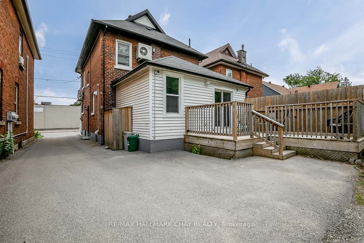 38 Tiffin St