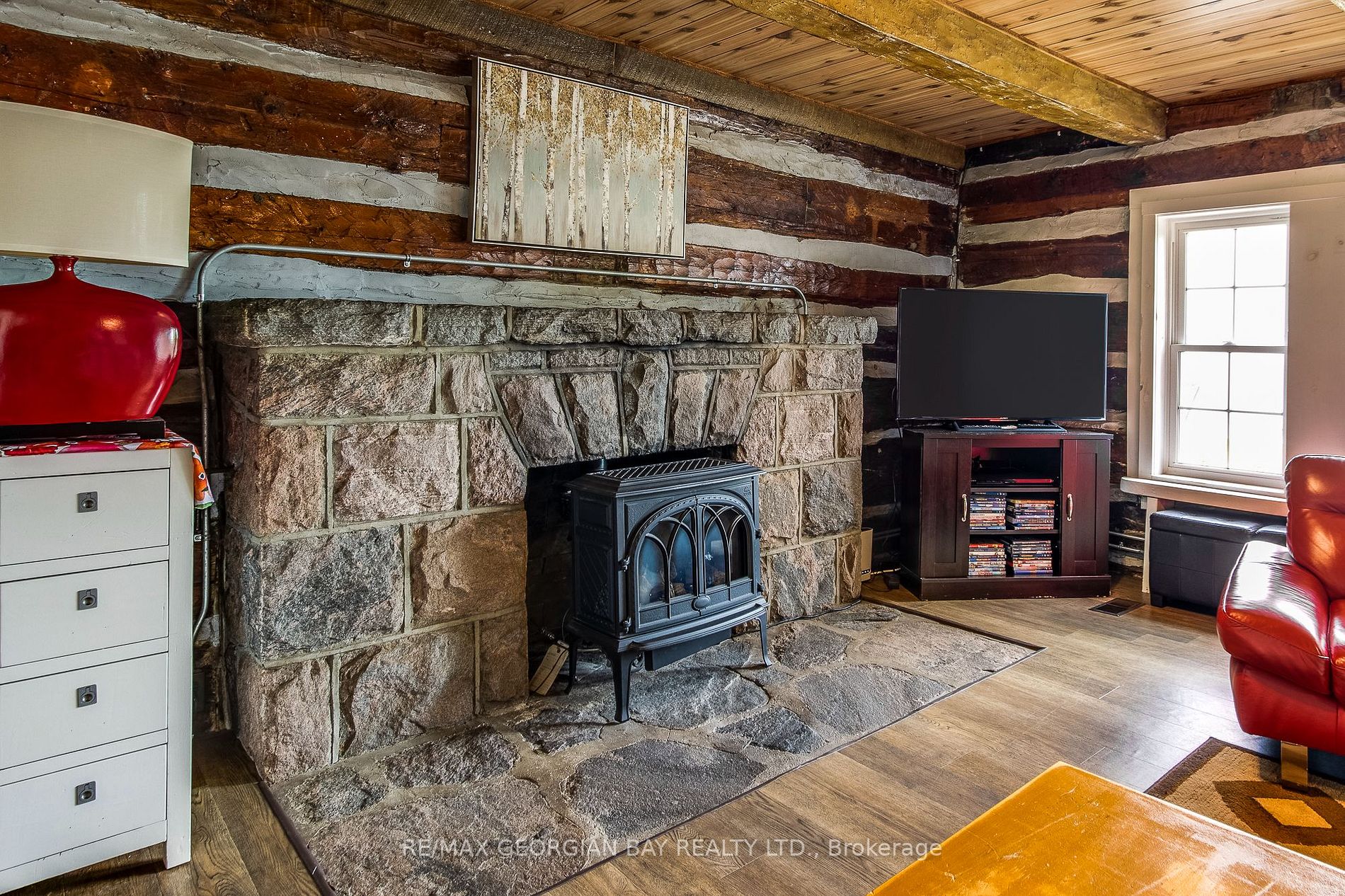 Listing S6176336 - Large Photo # 9