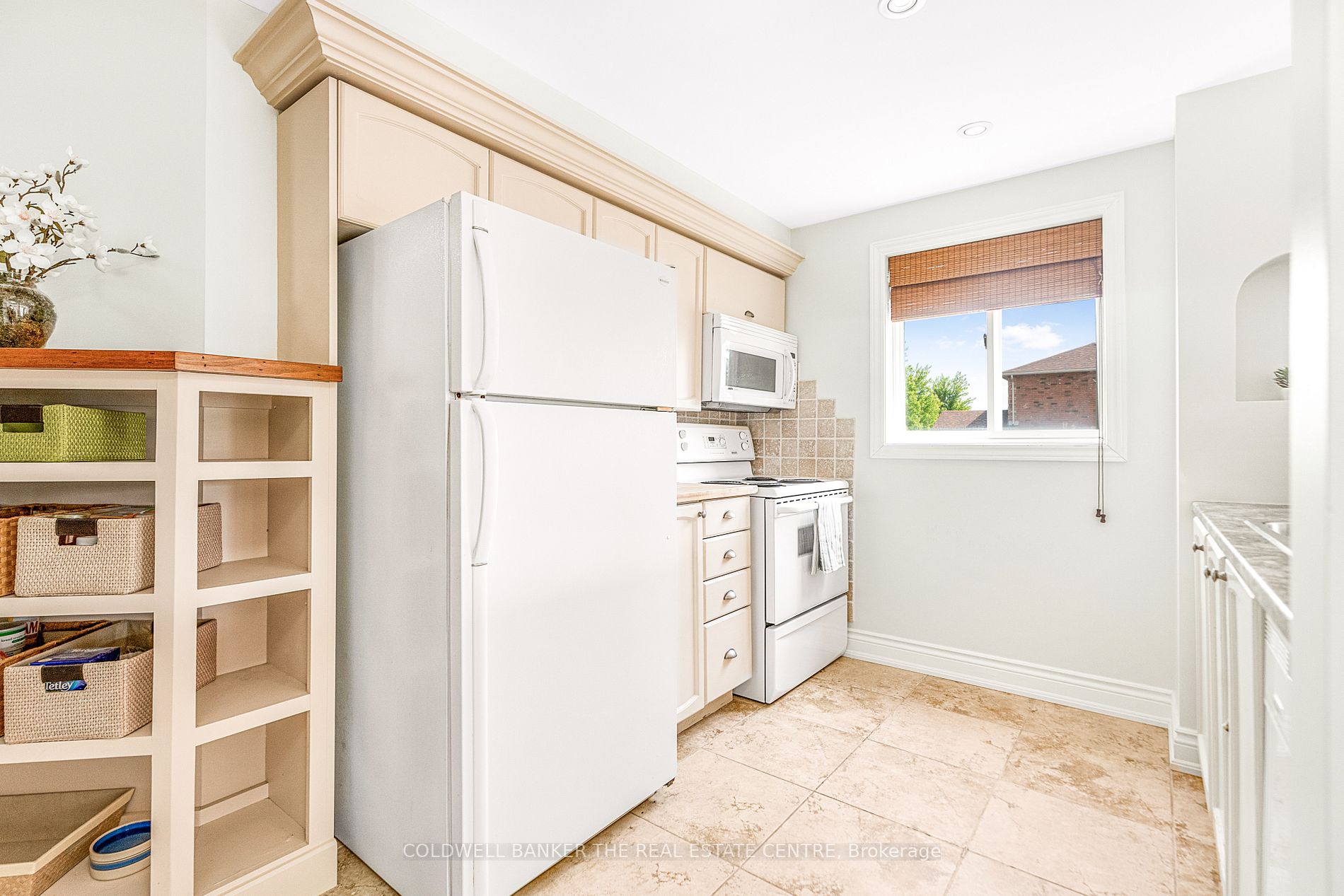 20 Silver Maple Crescent
