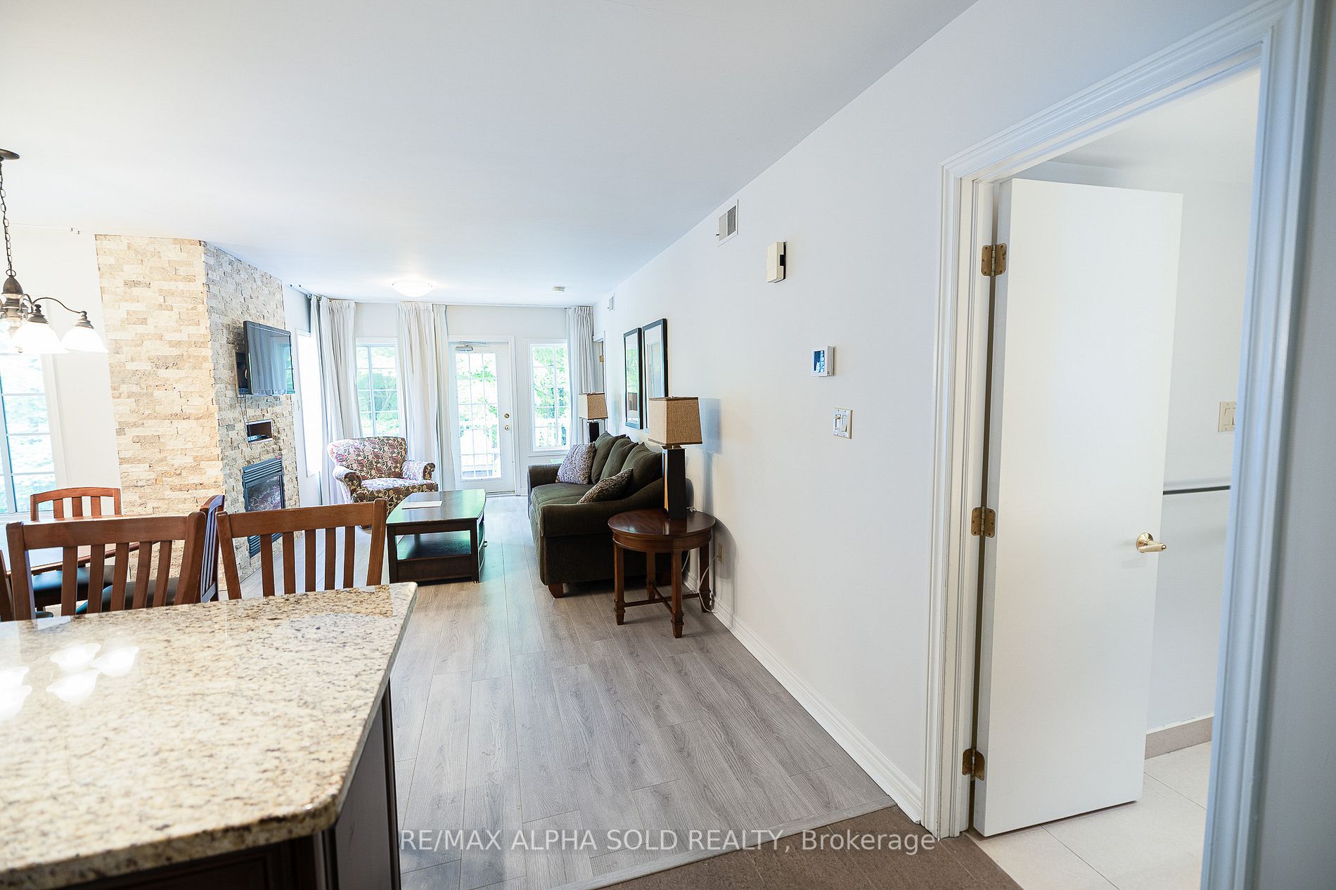 90 Highland Drive, #2266/67
