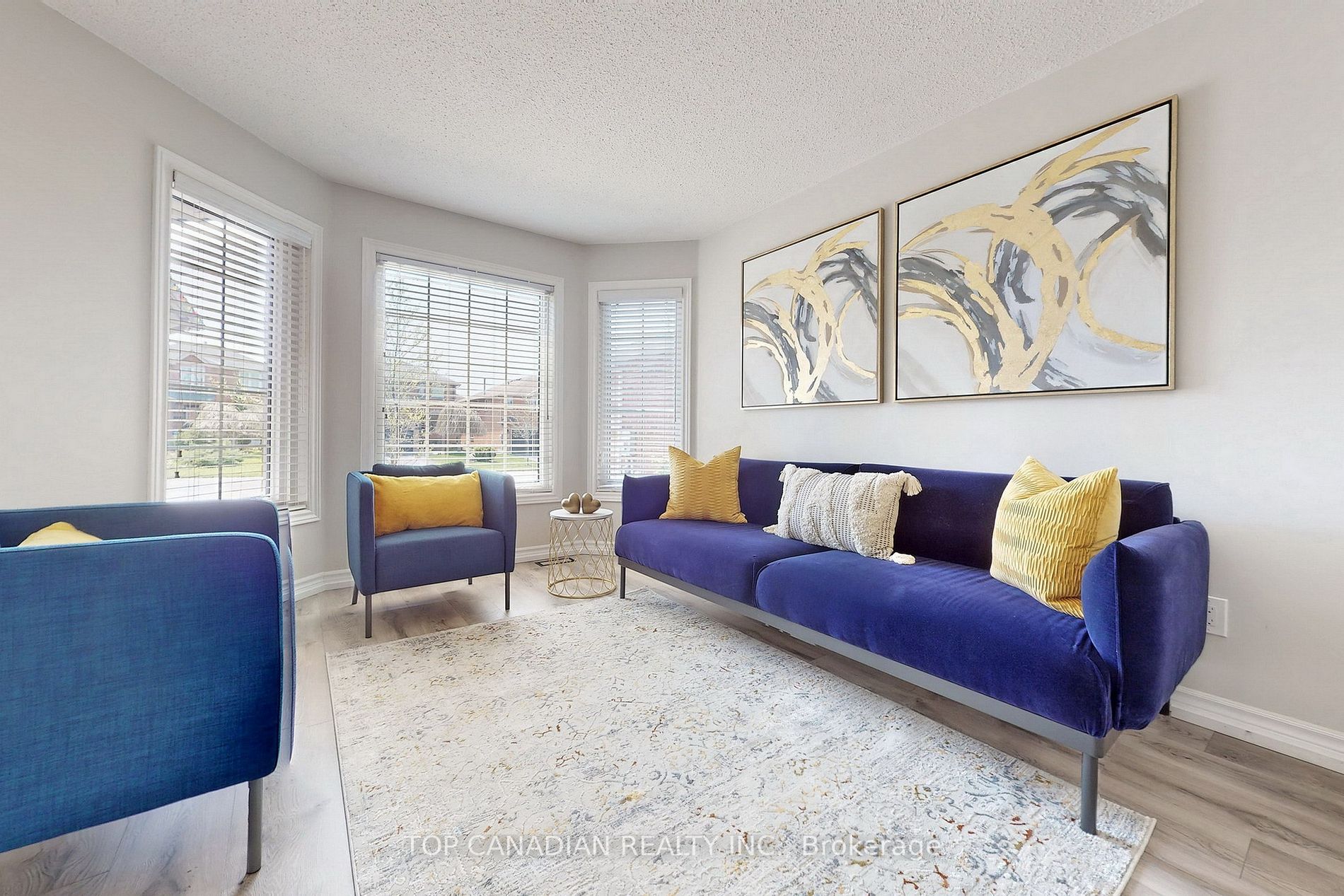 60 Taylor Dr