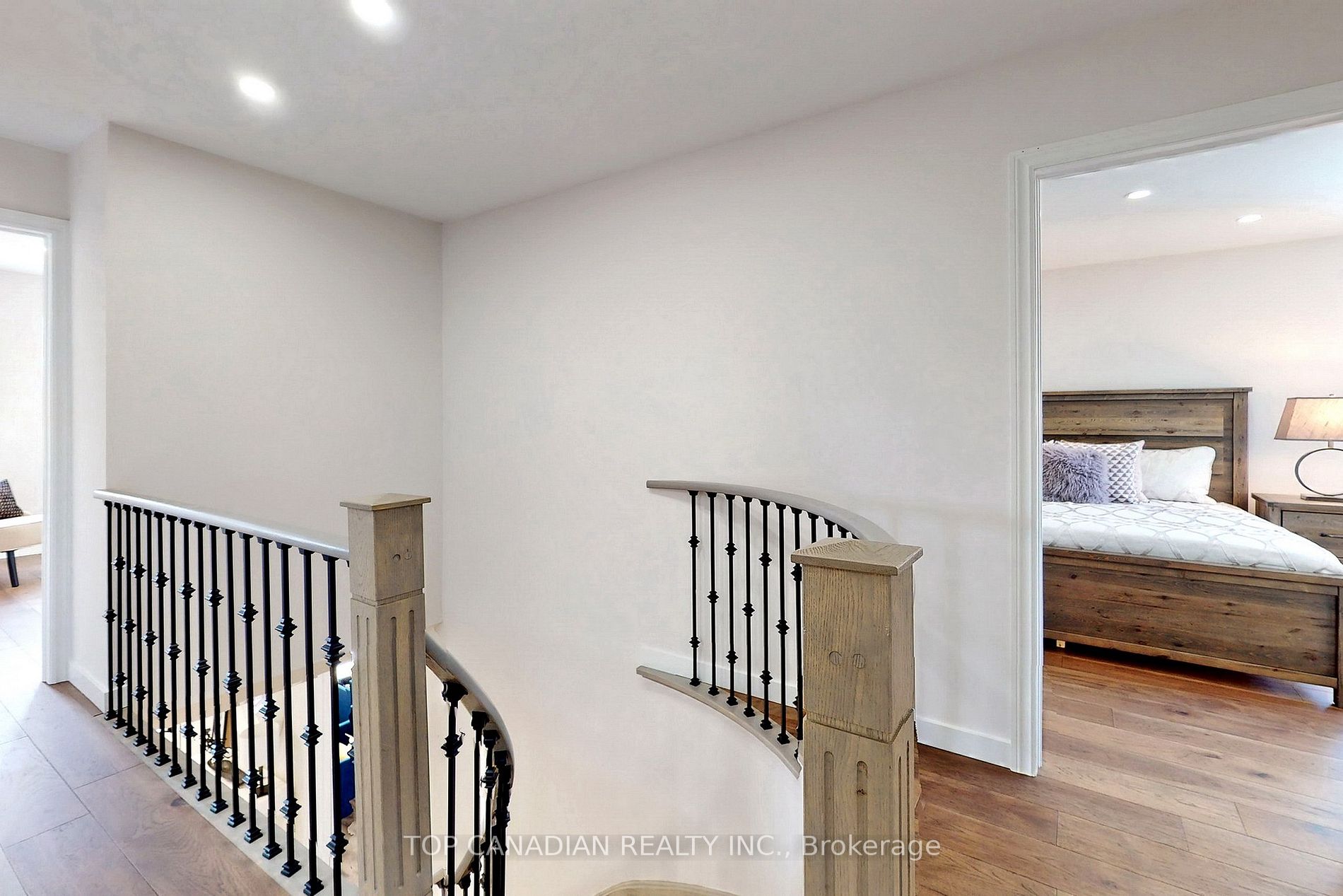 60 Taylor Dr