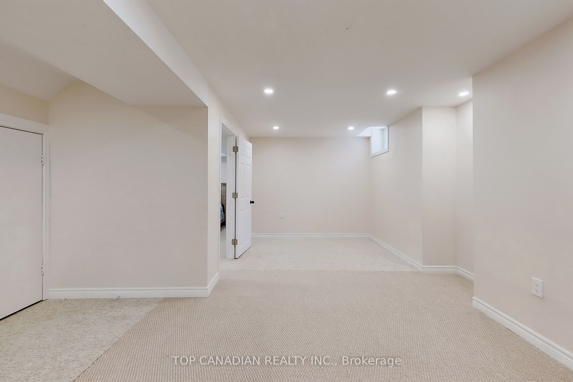 60 Taylor Dr