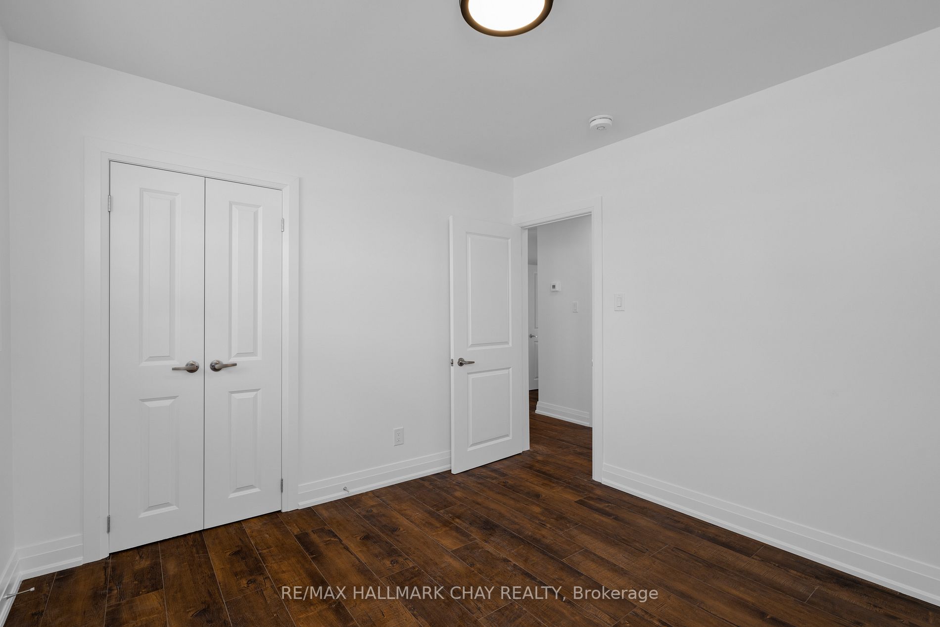 419 Mapleview Dr E