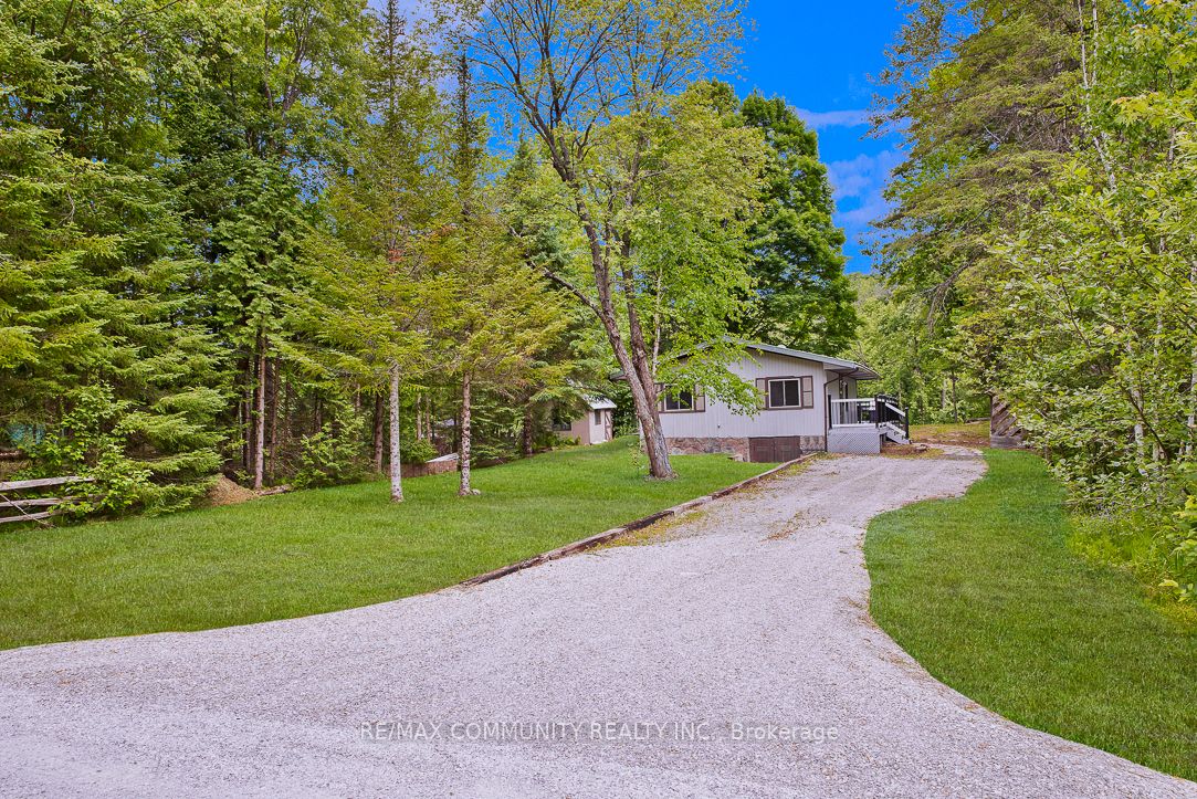 6605 Pioneer Village Lane