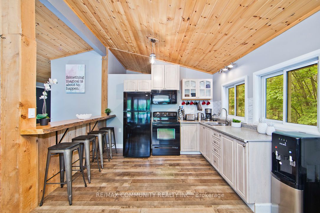 6605 Pioneer Village Lane