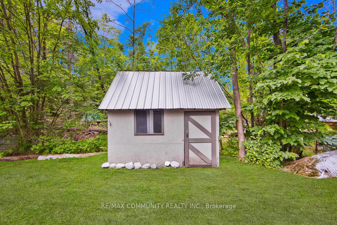 6605 Pioneer Village Lane