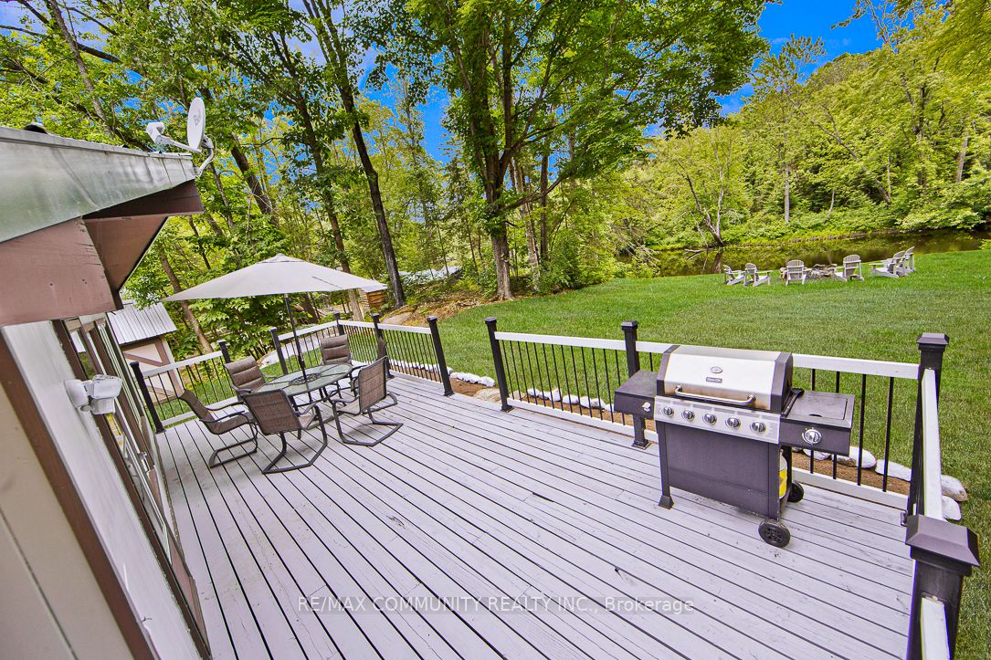 6605 Pioneer Village Lane