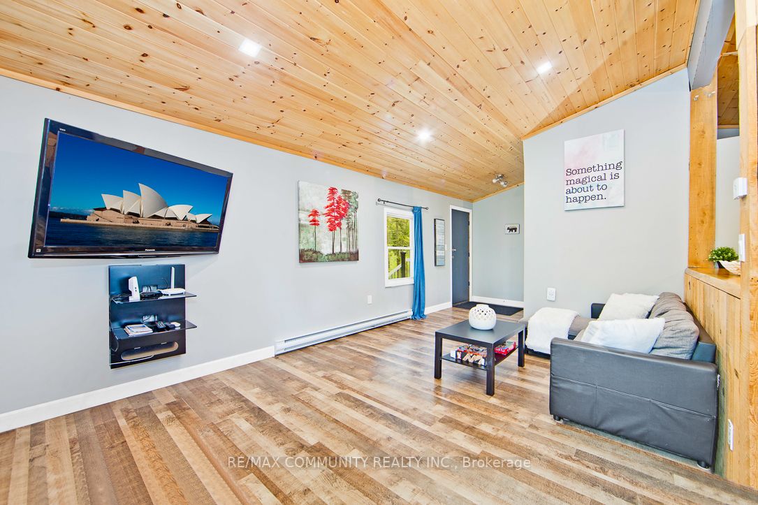 6605 Pioneer Village Lane