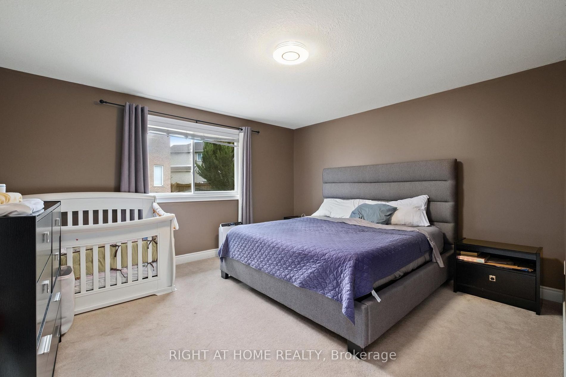 26 Empire Dr